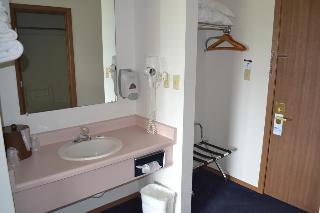Hotel Sky Lodge Inn & Suites
