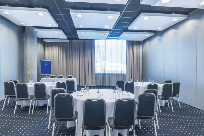 Hotel NH Bratislava Gate One