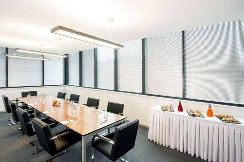 Hotel NH Bratislava Gate One