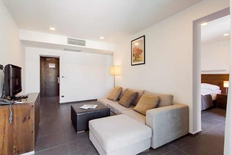 Hotel Avala Resort & Villas