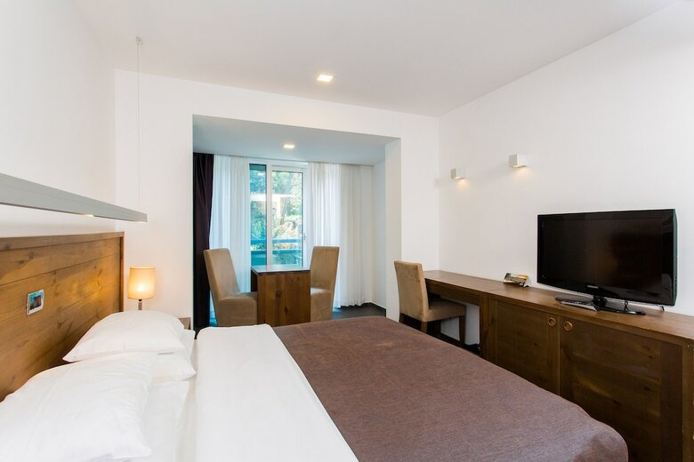 Hotel Avala Resort & Villas