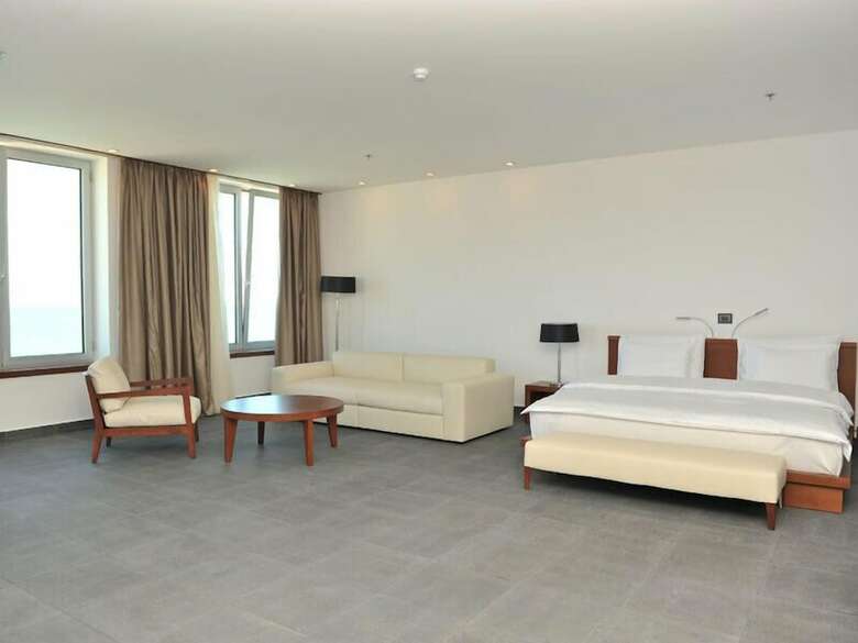 Hotel Avala Resort & Villas