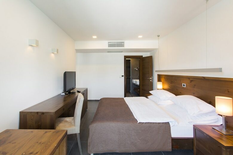 Hotel Avala Resort & Villas