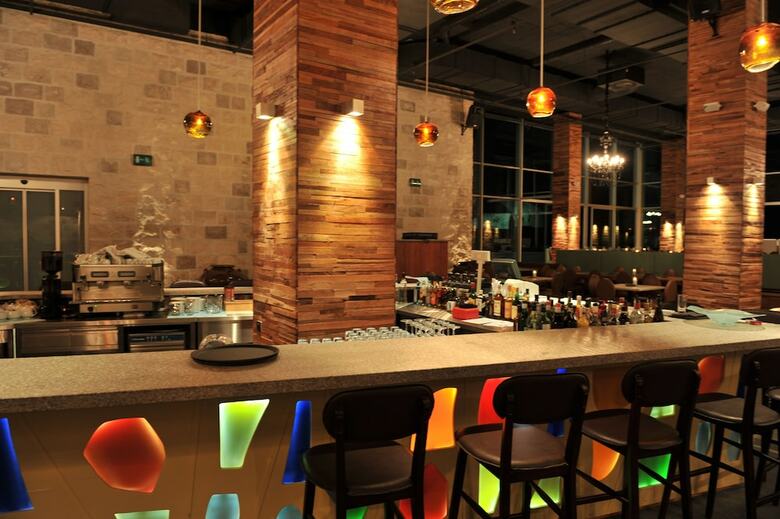 Hotel Avala Resort & Villas