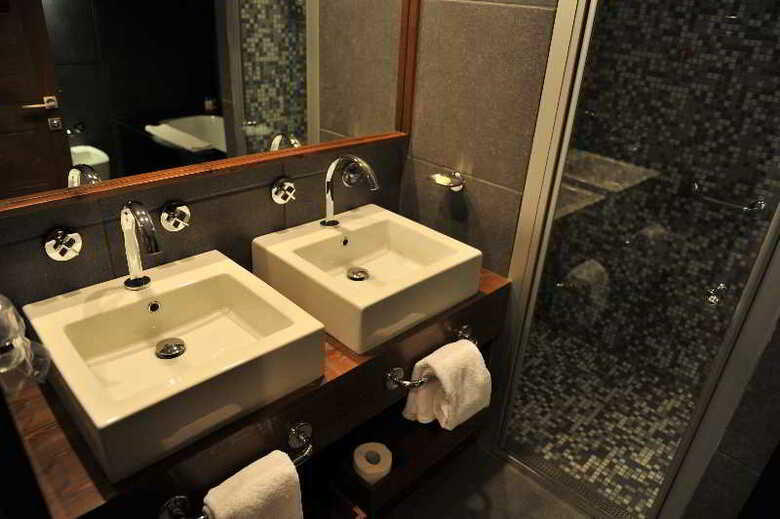 Hotel Avala Resort & Villas