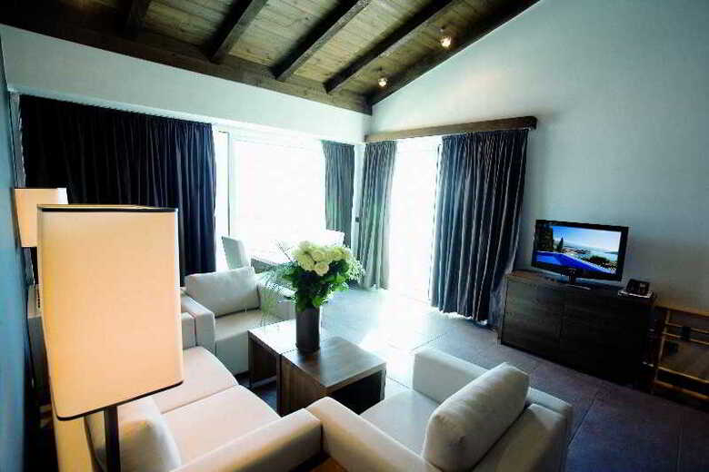 Hotel Avala Resort & Villas
