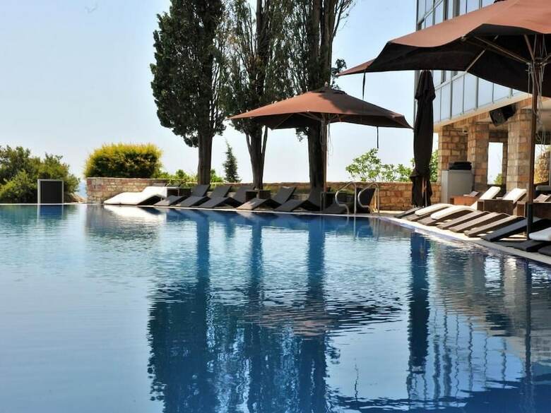 Hotel Avala Resort & Villas