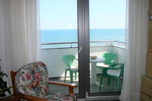 Apartamentos Vista Alegre Casa Azahar