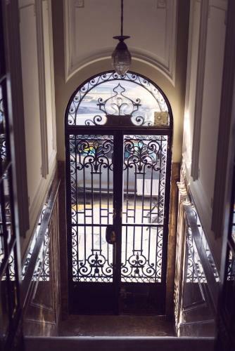 Holy Hostel