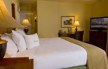 Hotel Doubletree By Hilton Charlesto
