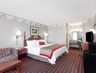 Hotel Ramada Limited Clarksville Tn