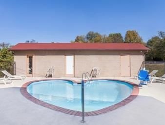 Hotel Ramada Limited Clarksville Tn