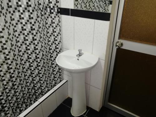 Hostal Hospedaje Maxys Grau