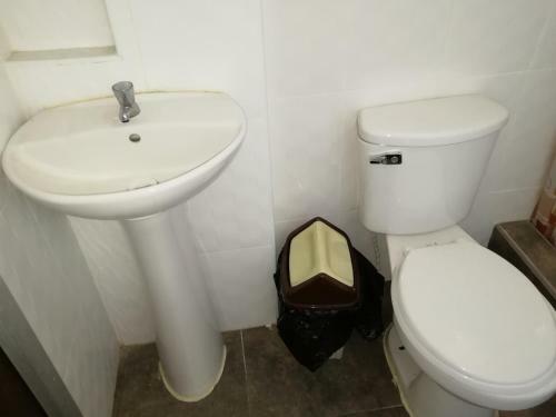 Hostal Hospedaje Maxys Grau