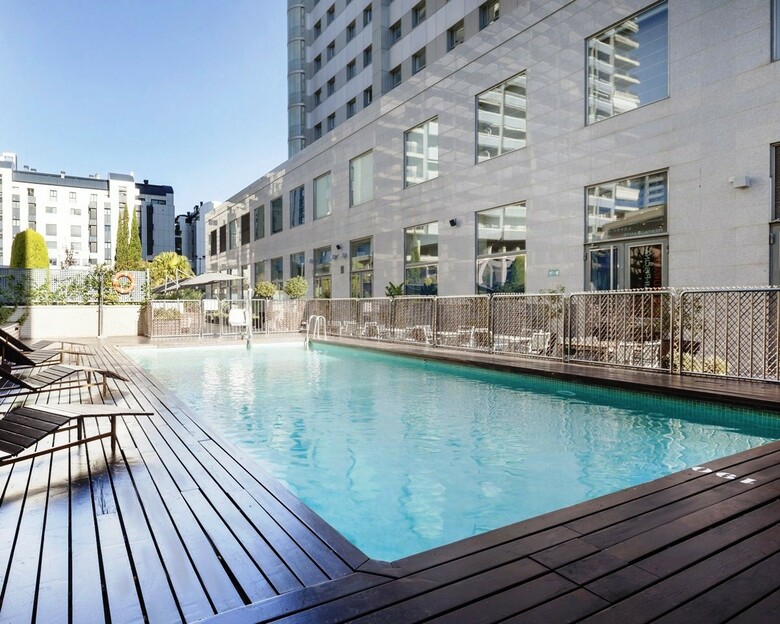 Hotel Ilunion Valencia 4