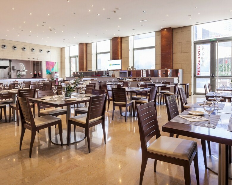 Hotel Ilunion Valencia 4