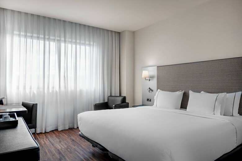 AC Hotel Gij�n By Marriott