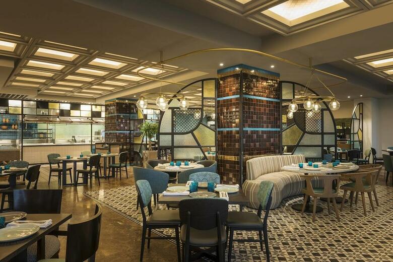 Hotel Pullman Mall Of The Emirates