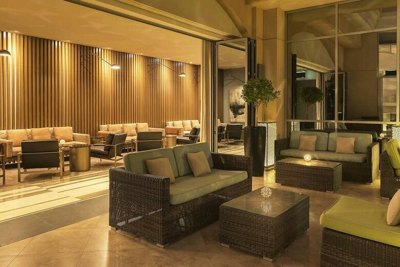 Hotel Pullman Mall Of The Emirates