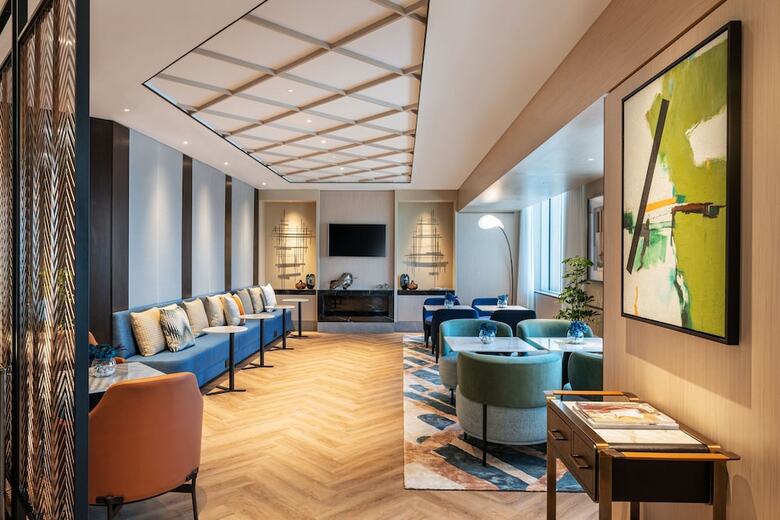 Hotel Pullman Mall Of The Emirates