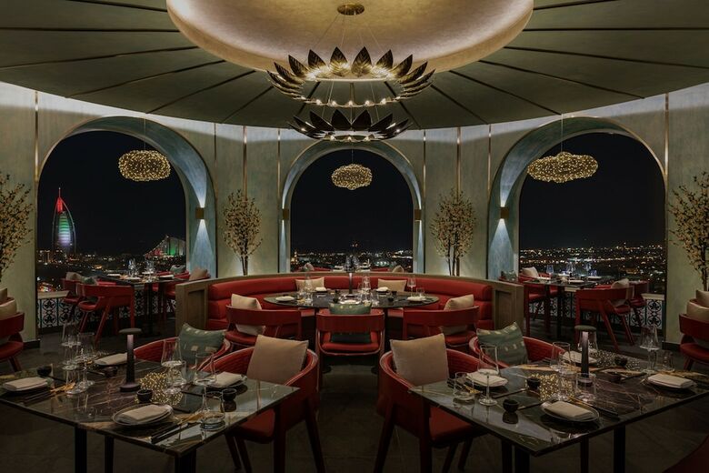 Hotel Pullman Mall Of The Emirates