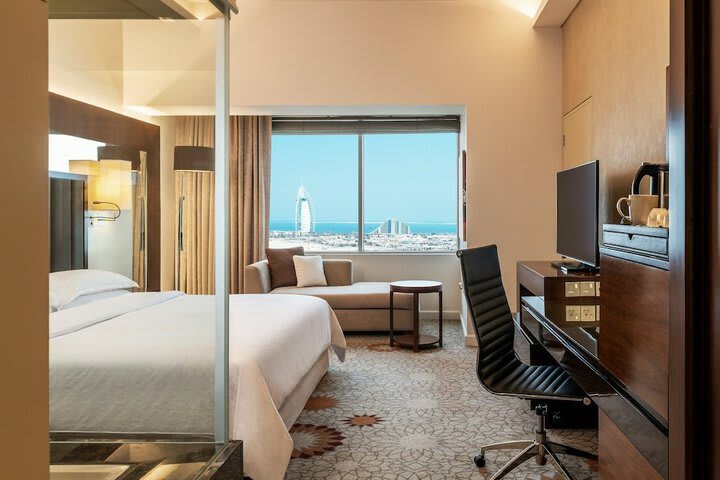 Hotel Pullman Mall Of The Emirates
