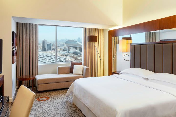 Hotel Pullman Mall Of The Emirates