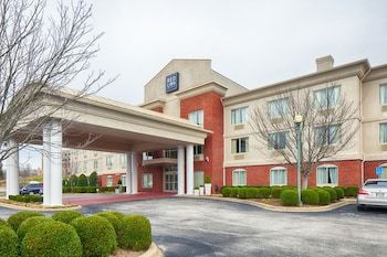 Holiday Inn Express Hotel & Suites Elizabethtown