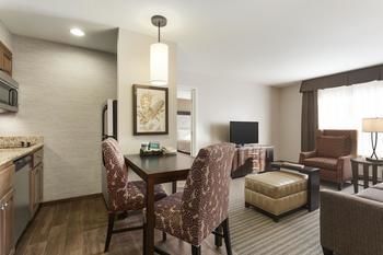 Hotel Homewood Suites By Hilton Fargo