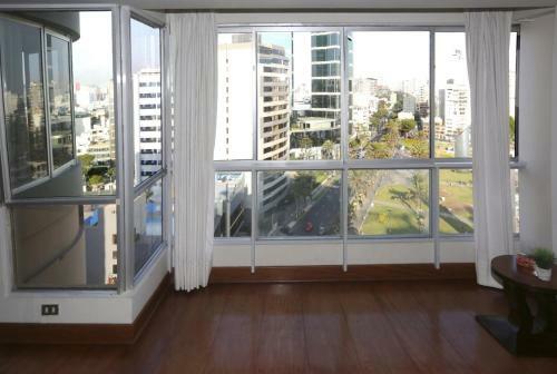 Apartamentos Oceanfront Miraflores Larcomar Next To Marriott