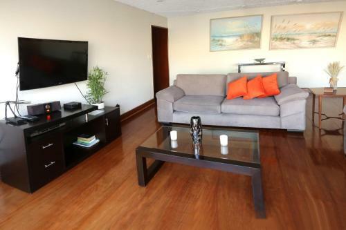 Apartamentos Oceanfront Miraflores Larcomar Next To Marriott