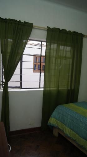 Bed & Breakfast Casa De Hospedaje Los Lirios