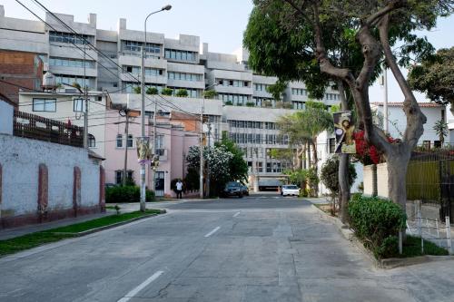 Apartment Teniente Delucchi In Barranco