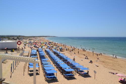 Apartamento P� Na Areia, Arma��o De P�ra