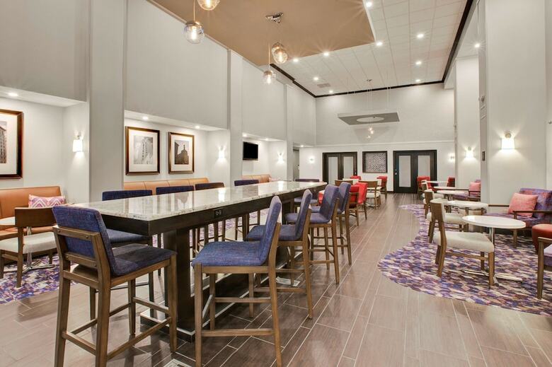 Hotel Hampton Inn And Suites Flint/g