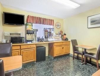 Hotel Howard Johnson Inn Fort Wayne