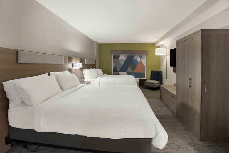 Holiday Inn Express Hotel & Suites Perry