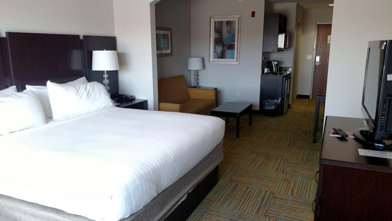 Holiday Inn Express Hotel & Suites Perry
