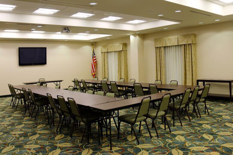 Holiday Inn Express Hotel & Suites Perry
