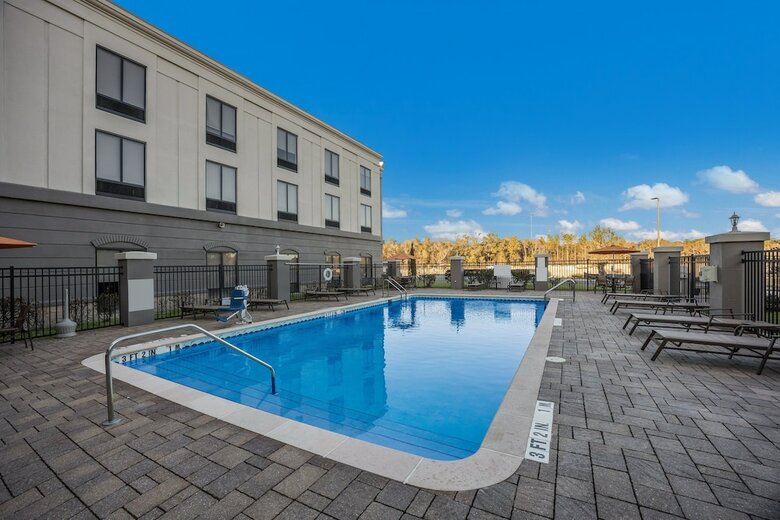 Holiday Inn Express Hotel & Suites Perry