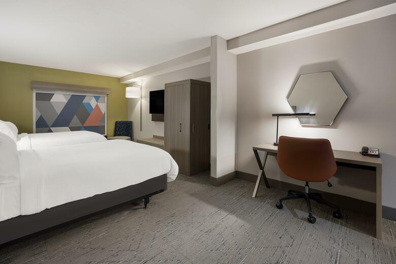 Holiday Inn Express Hotel & Suites Perry