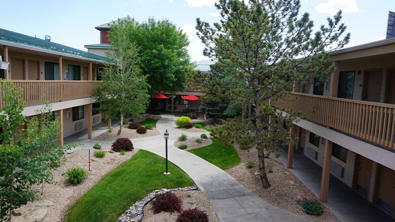 Hotel Best Western Grand River Inn