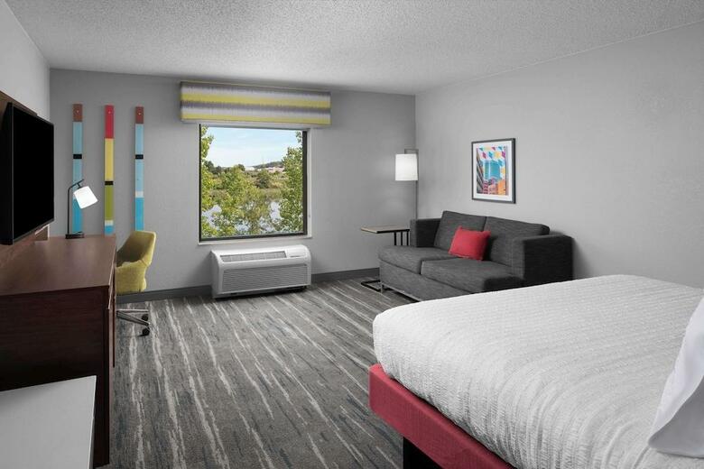 Hotel Hampton Inn & Suites Grand Rapids-airport 28th St