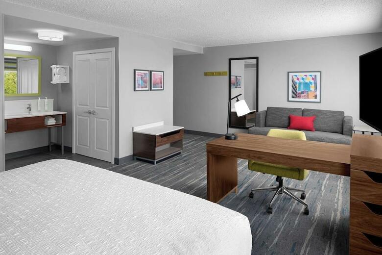 Hotel Hampton Inn & Suites Grand Rapids-airport 28th St
