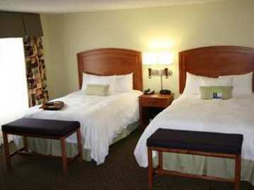 Hotel Hampton Inn & Suites Grand Rapids-airport 28th St