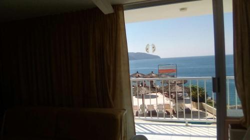 Hotel Torres Gemelas (omega)