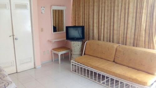 Hotel Torres Gemelas (omega)