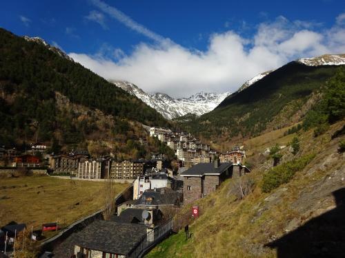 Apartamentos Arinsal 3000