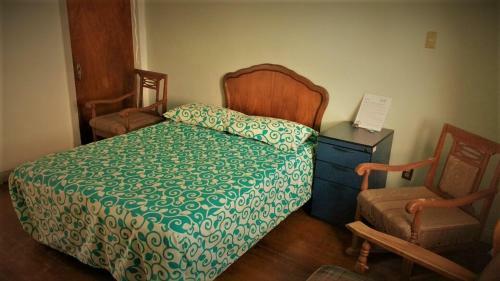 Hostal La Decima Guest House