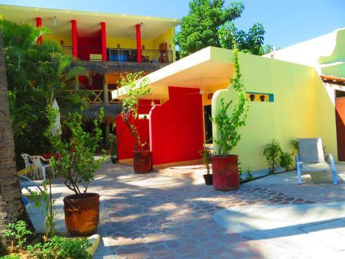 Posada La Cruz Inn
